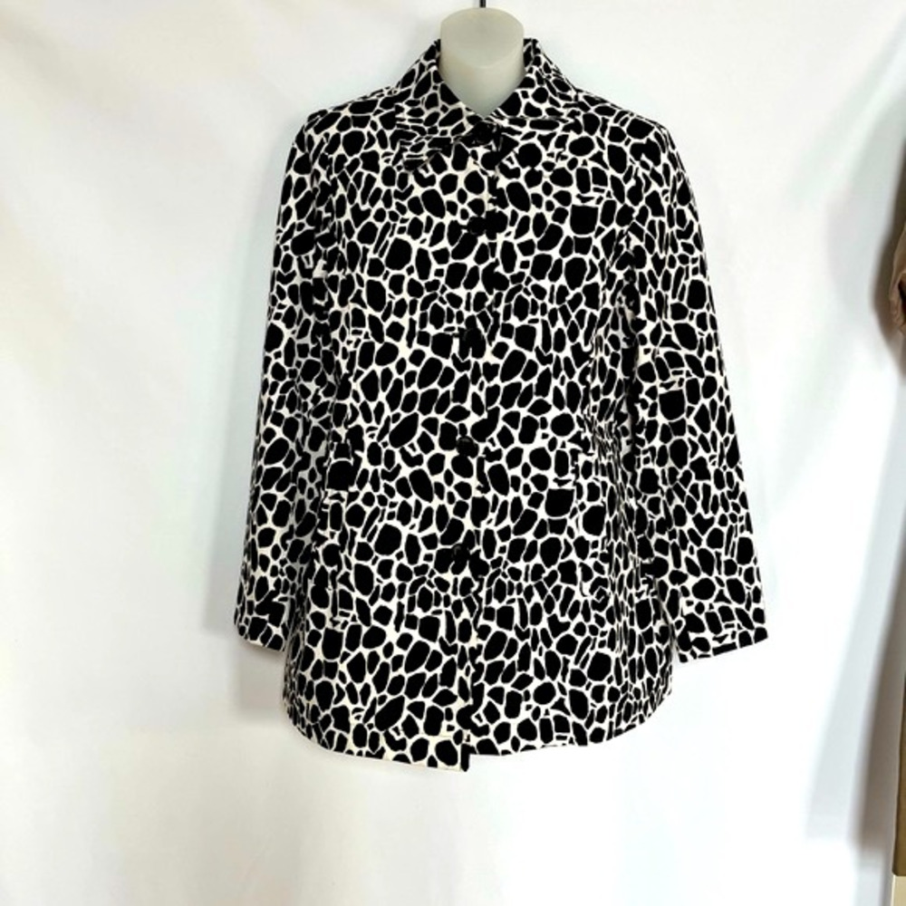 Jones New York Giraffe Print Stretch Lined Cotton White‎ / Black Jacket Size M